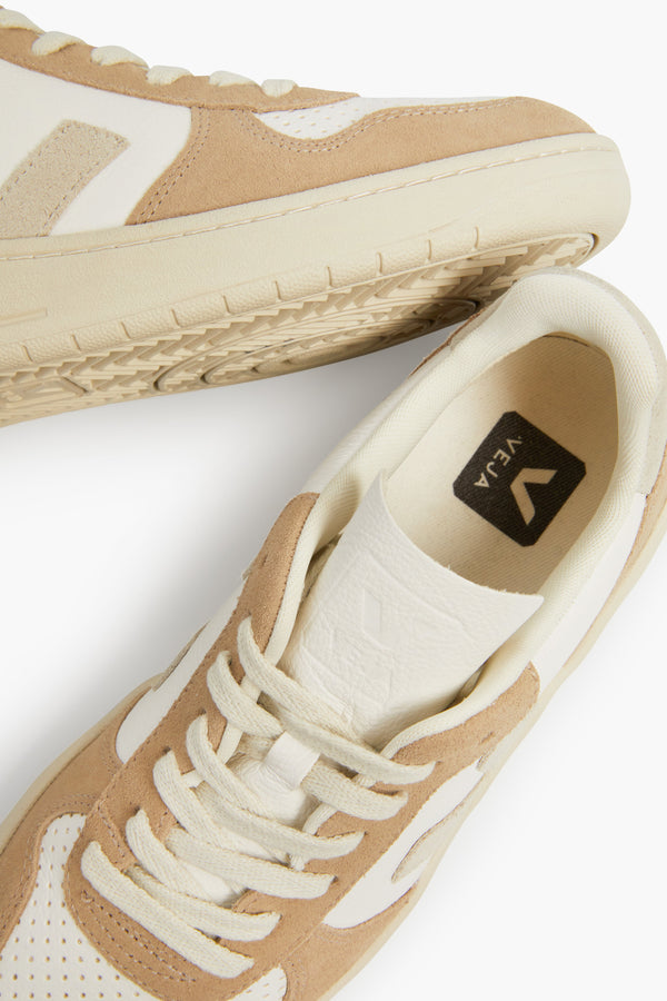 Extra White Natural Sahara V-10 Sneakers